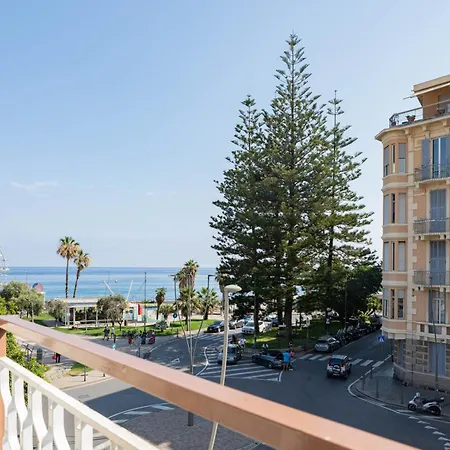 H11 Casa Tecla Centro-mare Апартаменты