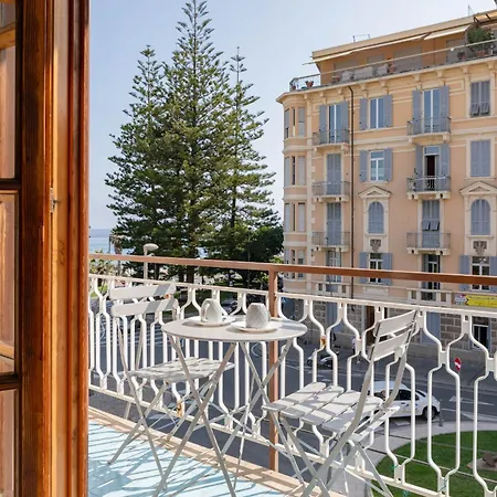 H11 Casa Tecla Centro-mare Appartement San Remo