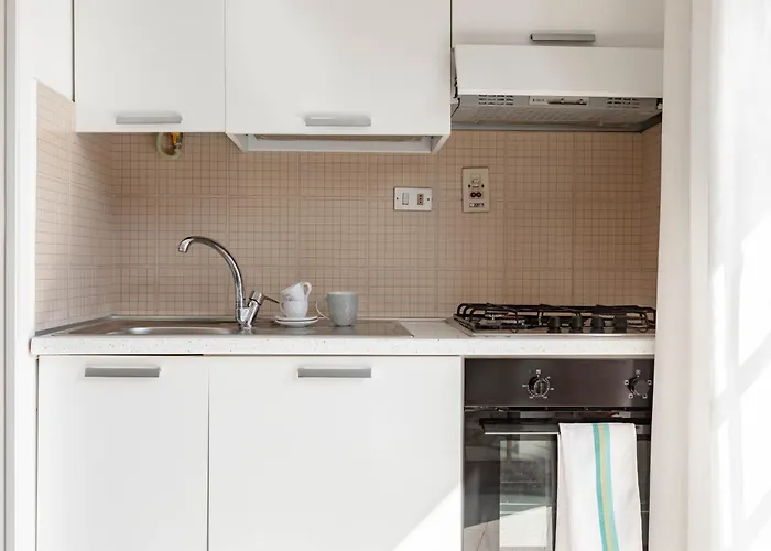 H11 Casa Tecla Centro-mare *